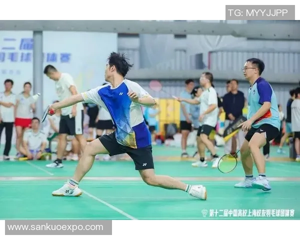 上海羽毛球队配合问题引发热议球员间默契与战术调整成焦点